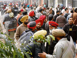 Capt Amarinder Singhs supporters outside the District Sessions Court.