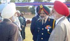 Lt. Gen R.S. Sujlana interacting with ex-Army men in Bathinda.