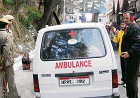 As a stark reminder of the incident in which a child lost his life as the ambulance carrying him could not reach the hospital in time due to a traffic jam caused by a political rally recently, this ambulance remained stranded on The Mall in Shimla for around 30 minutes