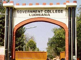 Entrance of SCD Government College for Boys, Ludhiana. 