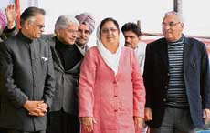 Union home minister Shivraj Patil, union minister for industries Ashwani Kumar, PPCC chief Rajinder Kaur Bhattal and Haryana Chief Minister Bhupinder Singh Hooda at a sadbhawna rally in Gurdaspur on Friday. 
