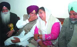 PARTY MATTERS: Punjab Congress chief Rajinder Kaur Bhattal and MP Gurjit Singh Rana during a press meet in Jalandhar on Sunday.
