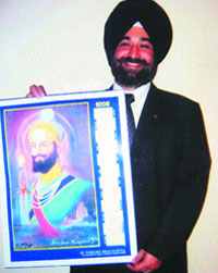 Dr Jatinder Pal Singh has made over 50 oil paintings so far. Most of his works are on Gurus & religious places.