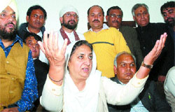 PPCC chief Rajinder Kaur Bhattal interacts with mediapersons in 
