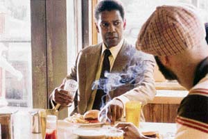 Denzel Washington in Ridley Scotts American Gangster