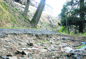 This pothole-riddled road that links the HPPWD engineer-in-chiefs office with The Mall has been crying for urgent repairs. 