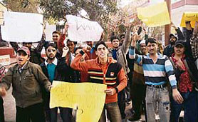 Doda residents protesting in support of their demands in front of the chief ministers house in Jammu on Thursday. 