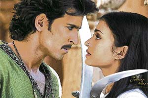 Hrithik Roshan and Aishwarya Rai in Jodhaa Akbar