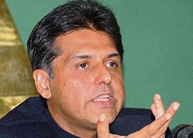 AICC spokesman Manish Tewari addresses mediapersons at the Press Club in Chandigarh