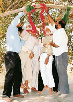Gurdev Singh and Som Nath, who tried to hang themselves in protest against CHBs rehabilitation policy in Chandigarh