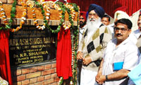 Chief minister Parkash Singh Badal laying foundation stone of a college at Gidderbaha on Sunday.