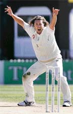 Ryan Sidebottom of England appeals during the fourth day of the 2nd Test against New Zealand in Wellington on Sunday. 