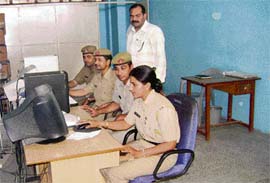 Promotion Lure: Constables learn computer skills at Fatehabad.