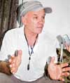 Ric Charlesworth talks to mediapersons in Chandigarh 
