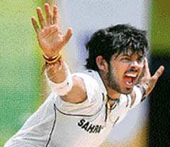 Sreesanth unsuccessfully appeals for a decision against South African batsman Hashim Amla.