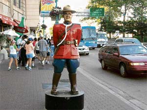 Niagara-on-the-lake: Picture postcard town built in 1799