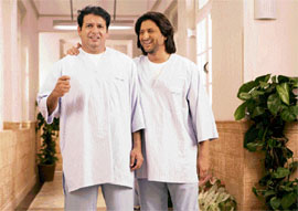 Suresh Menon with Arshad Warsi in Krazzy 4 tickling the funny bone