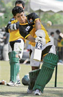 While foreign players like McCullam and Watson are setting the stage on fire at the IPL, others like Shoaib Akhtar, Mohd Ashraful and Michael Clarke are part of a long list of players who have kept away from the league due to various reasons.