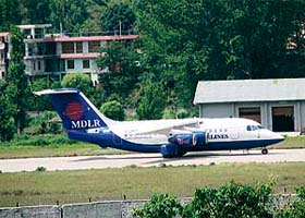 A major tragedy was averted when the tyres of an MDLR plane burst at the time of landing at the Kullu-Manali airport, Bhuntar