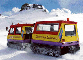  A snow bus to ferry the visitors