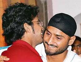 Harbhajan embraces Sree after he was banned by IPL.