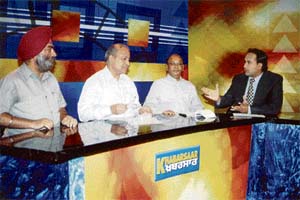 The appeal in Zee Punjabis Khabarsaar lies in the smooth conduct of its proceedings by Ritesh Lakhi