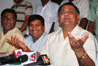 Manoranjan Kalia, Punjab Local Bodies Minister, talking to mediapersons in Bathinda on Sunday.