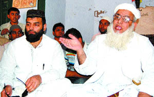 All-India Majlis Arhar chief Habib-ur-Rehman addresses mediapersons in Amritsar.
