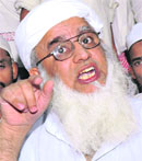 Shahi Imam addresses a press conference in Ludhiana on Friday.