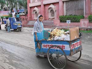 A local NGO has won the contract to provide daily garbage collection services to over 90 per cent of Latur residents