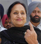 CMs wife Surinder Kaur Badal after casting her vote. 