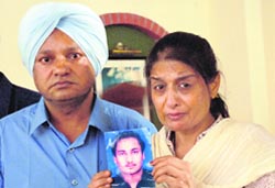 aph of their son, Tarun Veer, a B.Tech student at Thapar University, Patiala, who died under mysterious circumstances last year
