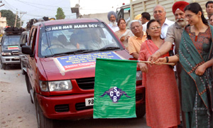 Jt Commissioner, Income Tax, Garima Singh flags off a rally organised by Senior Citizens Council to convey the message of peace in Bathinda on Monday.