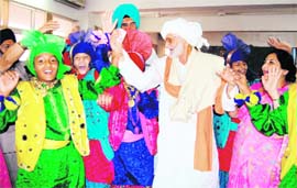 Raja Mohammad Ali at a farewell function at DAV Public School in Amritsar on Monday.