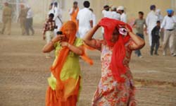 Women caught in duststorm that lashed Bathinda