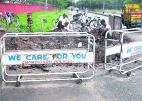 DIGGING DEEP: Pipeline leakages in various parts of the city continue to impede smooth flow of traffic.