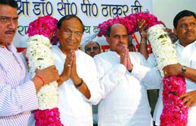 BJP leader C.P. Thakur along with K.C. Tyagi, general secretary, JD(U), during a felicitation ceremony organised by the Brahmarshi Jagriti Manch at V. P. House in New Delhi