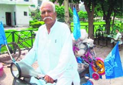 Jagdish Singh Bhola during his campaign in Baltana, Zirakpur,