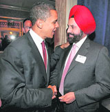 NRI hotelier Sant Chatwal, Chairman of Indian-American Democratic Committee, endorses Senator Barack Obama, the party's presidential candidate, in Washington on Thursday.