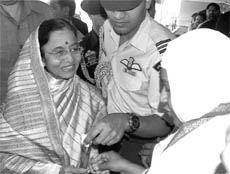 President PratibhaPatil at the Raja Bhoj Airport in Bhopal on Monday during her four-day trip of the city.