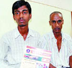 Son of a rickshaw puller, Om Parkash, who has secured 483rd rank in the CET exam, has no money to deposit his counselling fee.