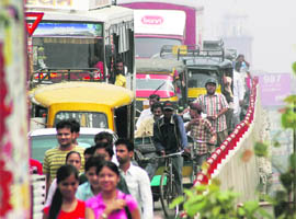 Massive traffic jam at the Jagraon bridge in Ludhiana on Thursday.