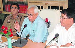 Jammu and Kashmir Governor N.N. Vohra with the DGP at the civil secretariat in Srinagar on Friday. 