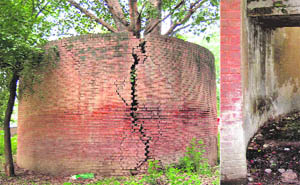 A gas plant in a dilapidated condition is now being used as a public toilet in the Punjab and Haryana Public Analysis Lab complex in Sector 11, Chandigarh.