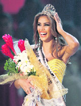 Dayana Mendoza of Venezuela smiles after being crowned Miss Universe 2008 during the annual pageant held in central Vietnams resort city Nha Trang on Monday.