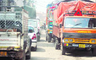 Traffic jam in the main bazaar of Kalka on Tuesday morning