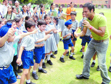 Lakhwinder Wadali, son of Puran Chand Wadali of Wadali Brothers fame, enthralls kids in Amritsar on Friday. 