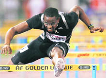 Dayron Robles battle with Olympic champion and former world record holder Liu promises to be one of the highlights of the athletics in Beijing. Robles clocked 12.88 seconds on a cloudy but still evening at the Paris Golden league meeting on Friday.