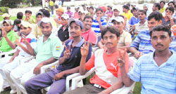 Prize winners are all smiles as they show the victory sign at the prize distribution function of the first Amateur Caddies' Golf Tournament organised by the PGA at Chandigarh Golf Club