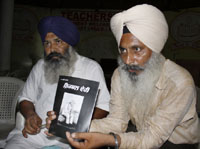 Kanwal Preet Singh Pannu and Rupinder Singh Mann while addressing reporters in Bathinda on Monday.